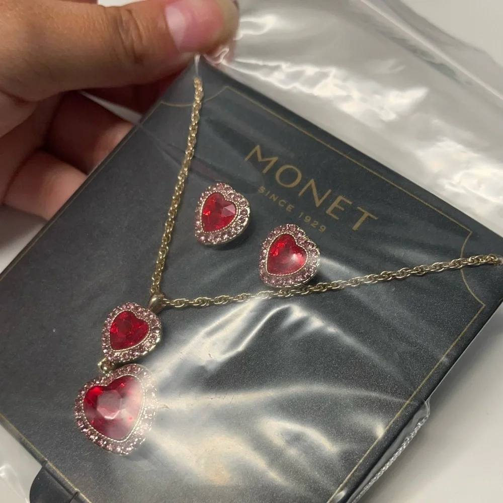 Monet red heart set earrings and necklace - Picture 4 of 4